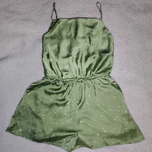 NWT Dolls Kill Mint Green Covered In Stars 🌟 Satin Romper - Picture 4 of 13